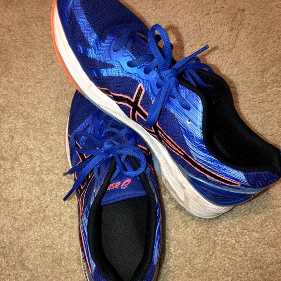 Asics Women's Running Shoe - Picture 1 of 4